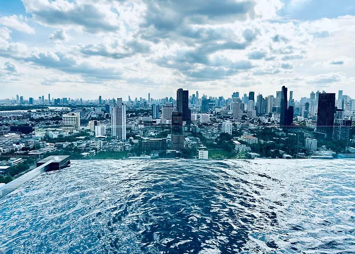 Gateaway Sukhumvit 42