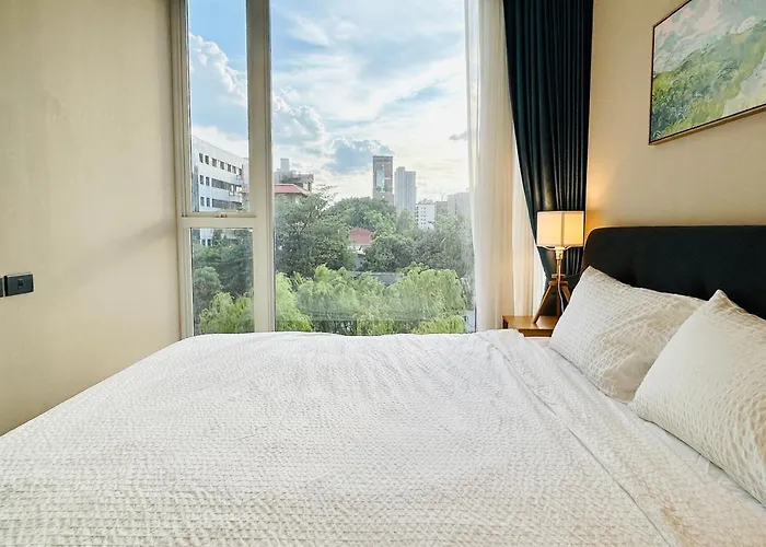 Gateaway Sukhumvit 42 *
